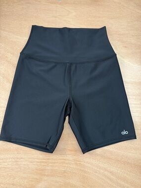ALO Yoga Black Airlift High-Waist Bike Shorts with Subtle Logo